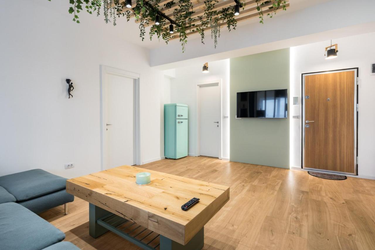 Apartament Jungle Escape - Luxe 1-Br Haven In Bukareszt Zewnętrze zdjęcie