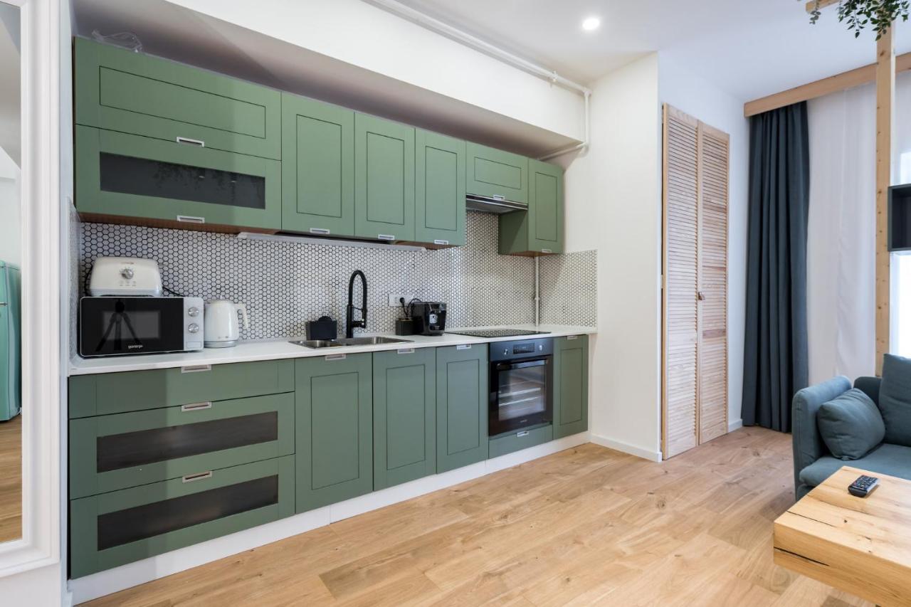 Apartament Jungle Escape - Luxe 1-Br Haven In Bukareszt Zewnętrze zdjęcie